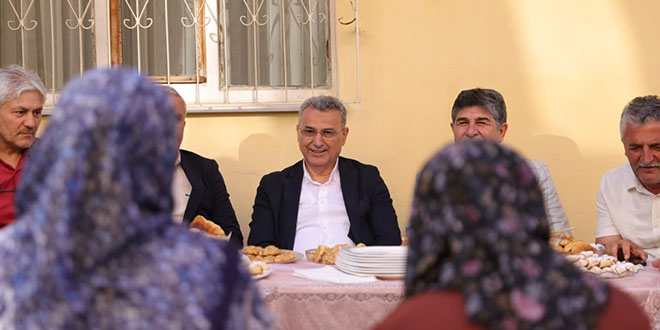 BAŞKAN KURNAZ VATANDAŞLA BULUŞTU